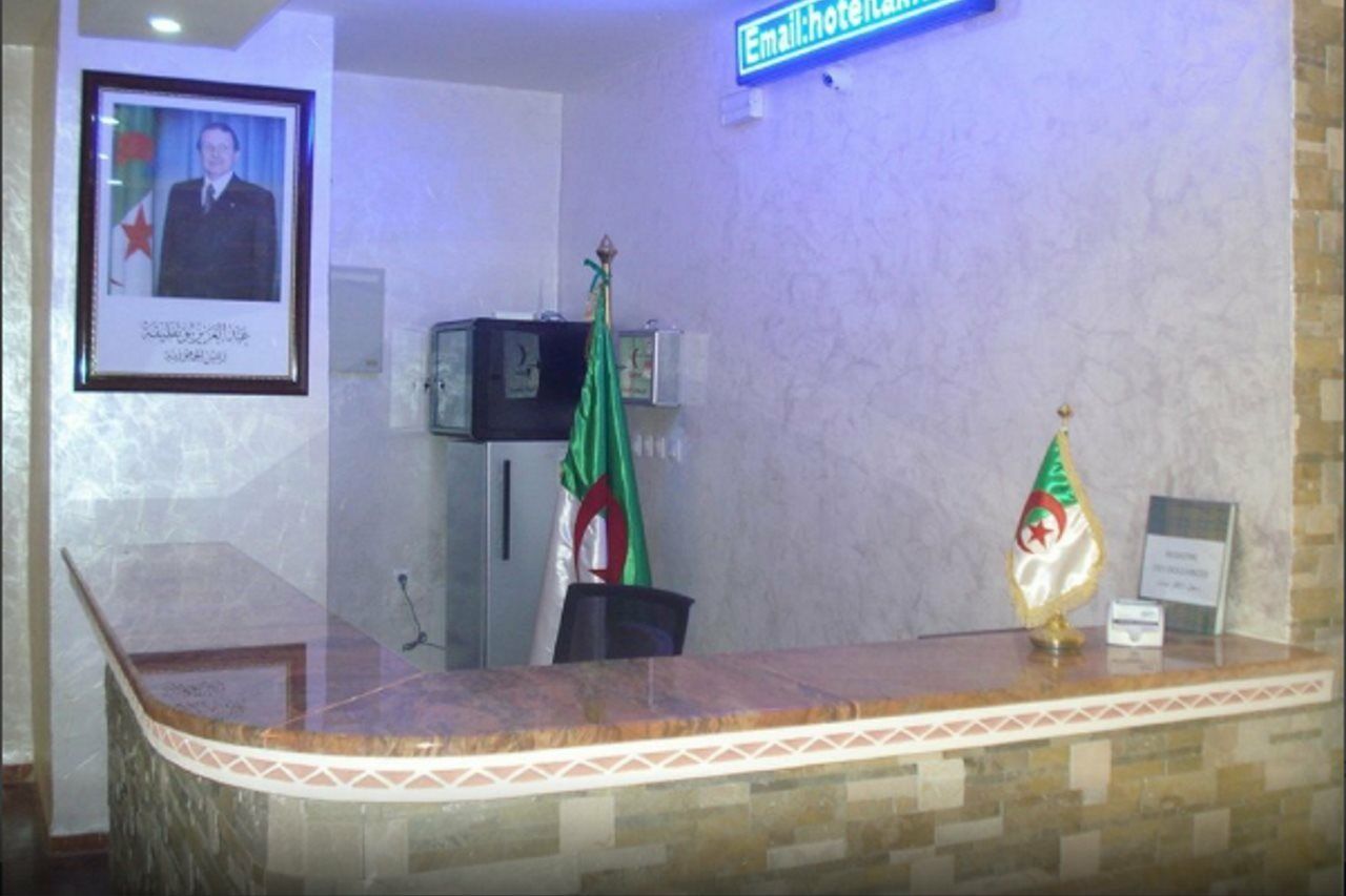 Takialt Hotel Adrar Ngoại thất bức ảnh